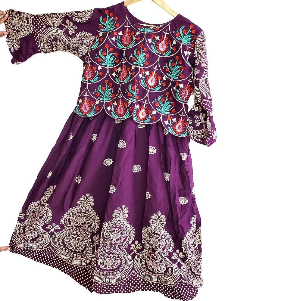 NWOT Purple and Bronze Floral Kameez